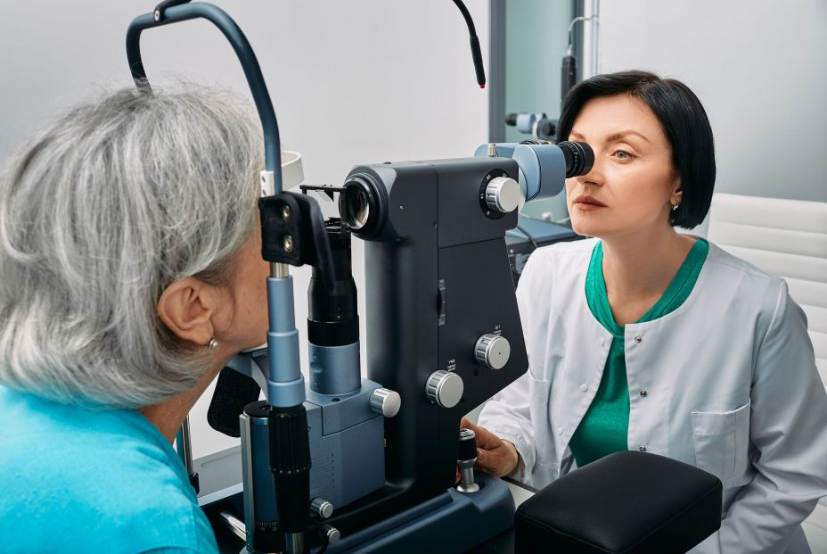 Cambios en la retina que podrían suponer la aparición de Alzheimer