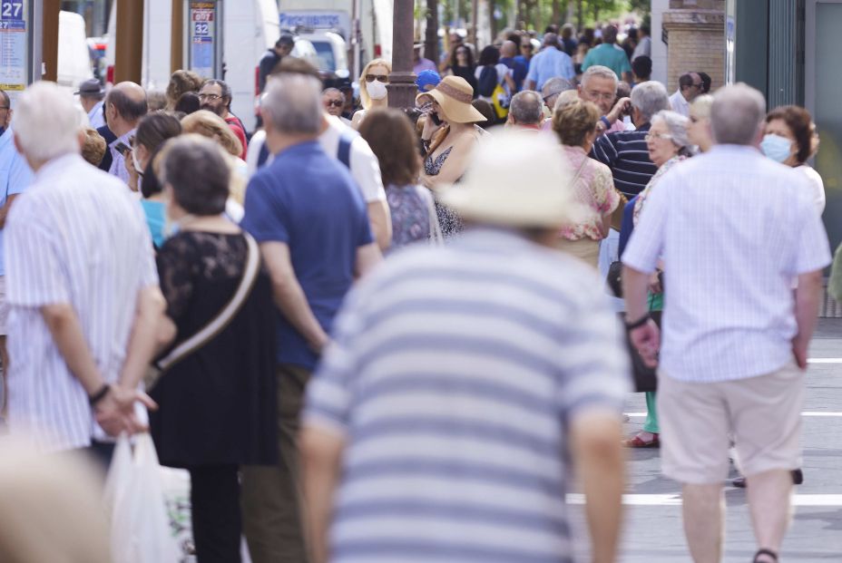 Los mayores de 65 años son ya el 20% de la población española, casi el doble que hace 40 años. Envejecimiento