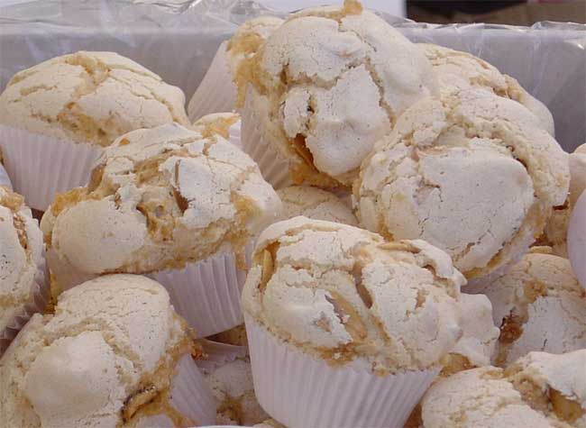 Receta de suspiros de almendra, una magdalena deliciosa d...