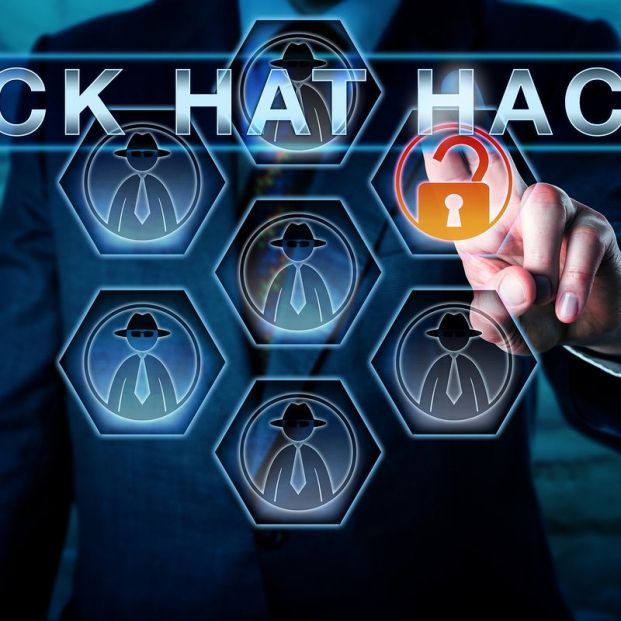 Cómo mantenerse a salvo de los hackers de “sombrero negro”