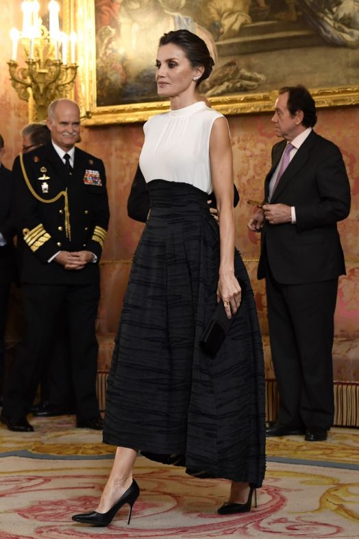 La reina Letizia también compra en H&M y apuesta por la firma low cost para la Cumbre del Clima