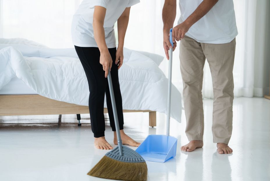 Los cinco productos que utilizas en la limpieza de tu hogar que deberías  desterrar