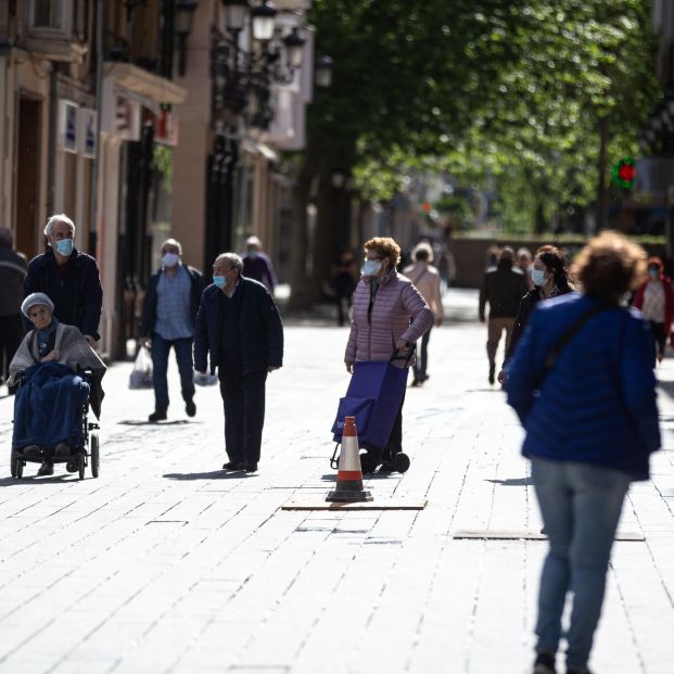 Barcelona publica su modelo de atención a las personas mayores para un "envejecimiento digno"
