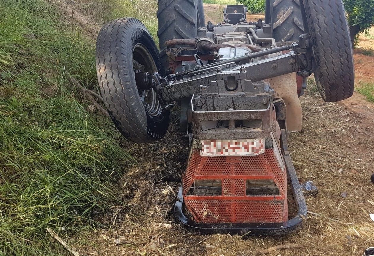 Tractor accidentado. Europa Press