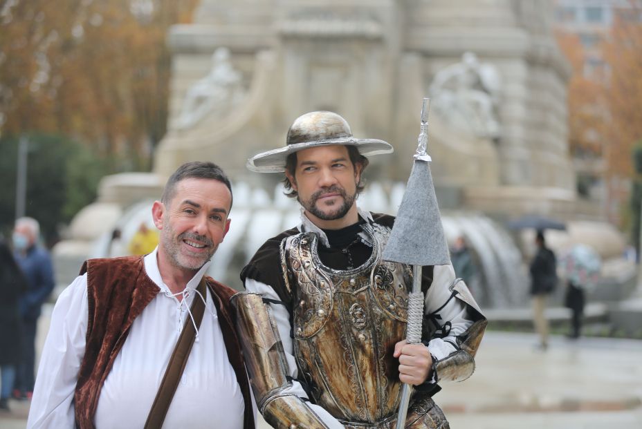 EuropaPress 4096275 dos actores interpretan don quijote sancho panza dia reapertura nueva plaza