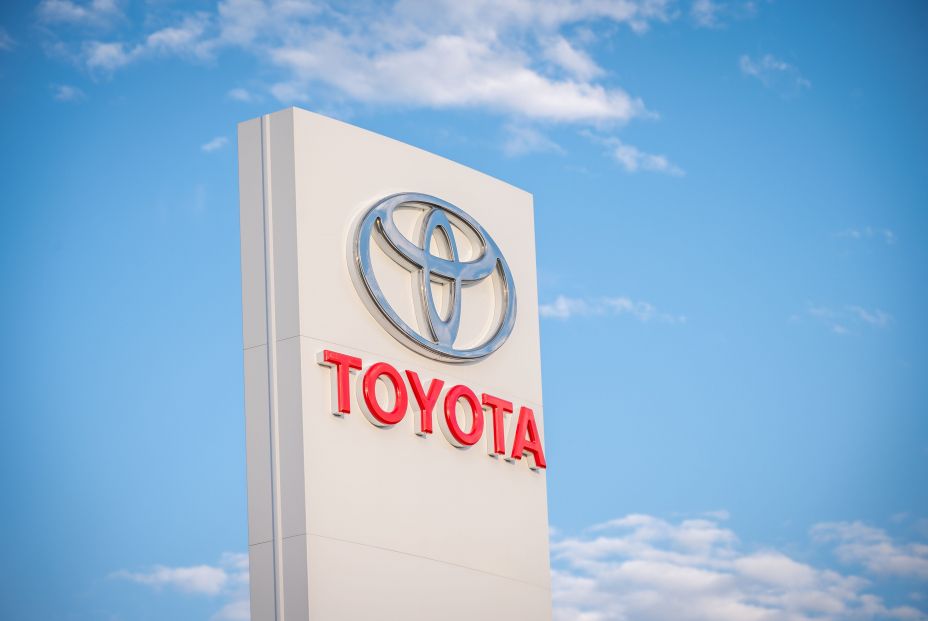 La OCU avisa de un fallo que podría afectar a la seguridad de 27.000 vehículos Toyota