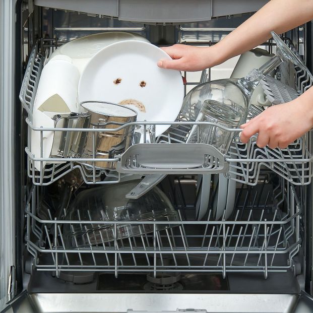 ¿Tu lavavajillas no funciona bien? Cosas que puedes hacer antes de llamar al técnico. Foto: Bigstock